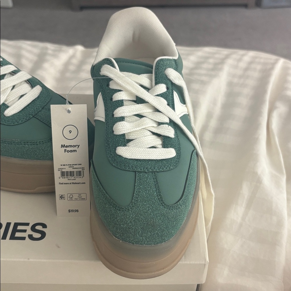 Platform Memory Foam Sneakers - Picture 3 of 3